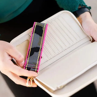 Camo Hot Pink Key Chain Wristlet Strap #MNA106VL-CAMOHTPK