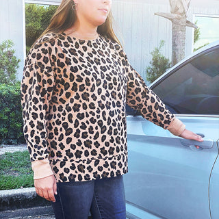 Wild Side Leopard Kenzie Pullover MA80VL-LPRD