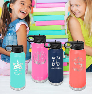 Water Bottle with Wreath Single Initial Design