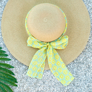 Main Squeeze Accent Scarf